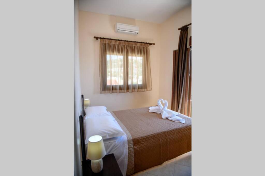 Effies House Villa Myrties ภายนอก รูปภาพ